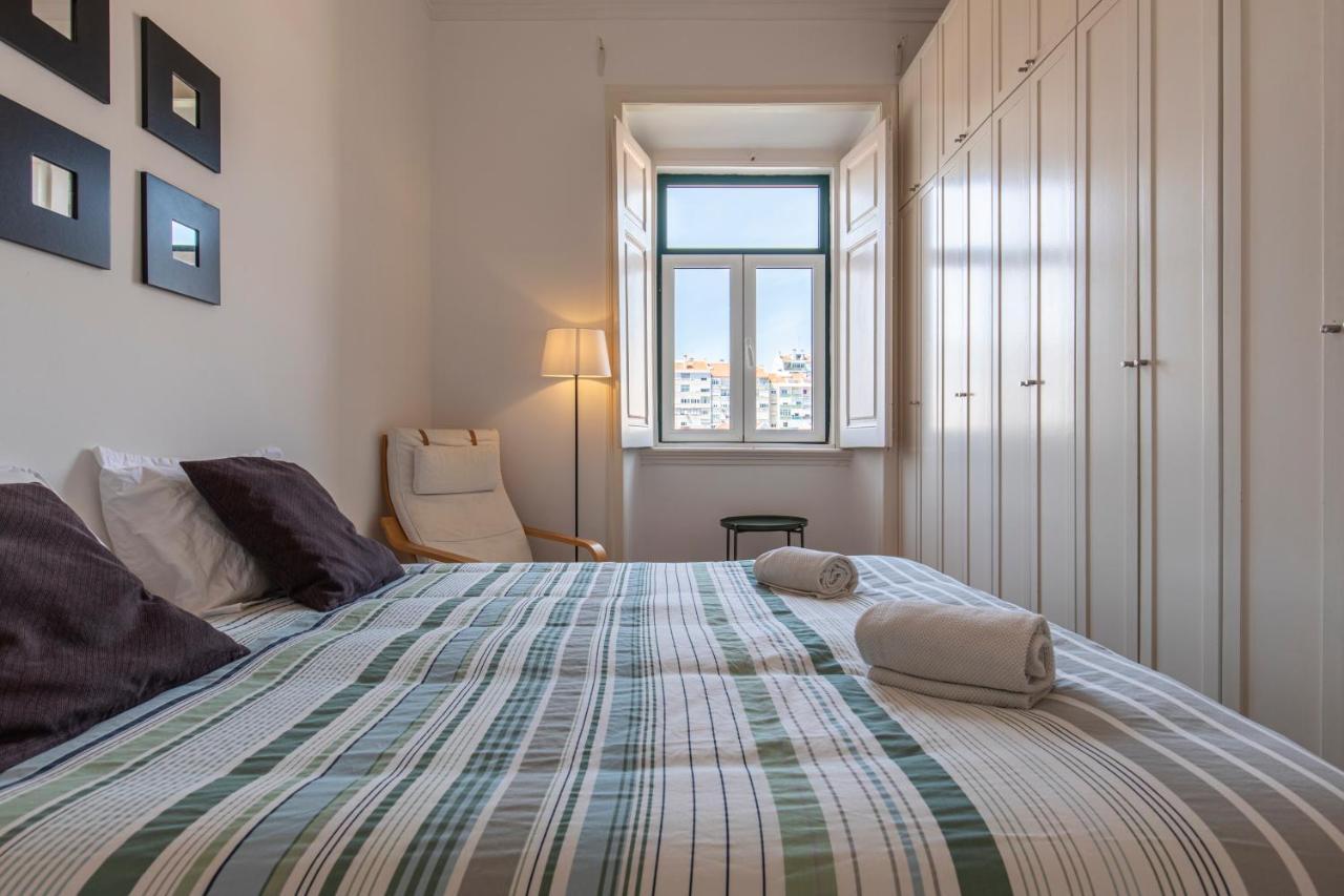 Typical 2Bdr Apartment In Lisbon By Lovelystay Екстер'єр фото